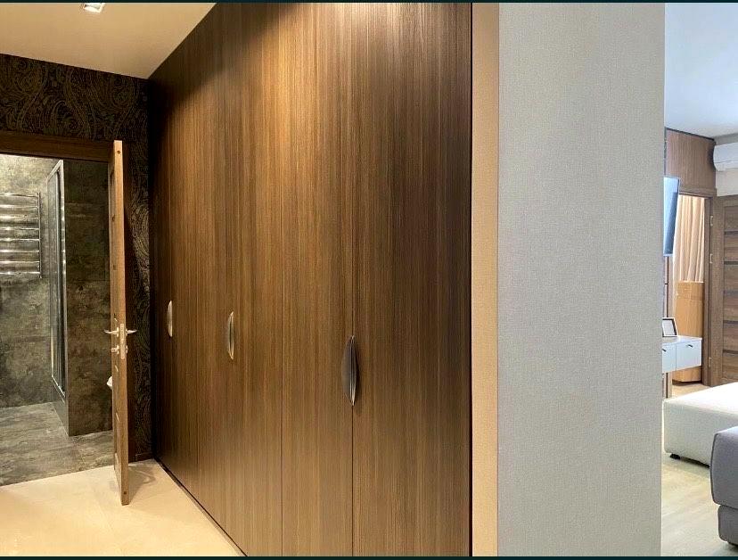 1831762111809141