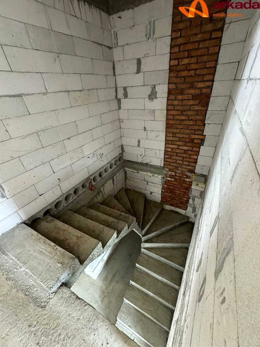 1841588535965145