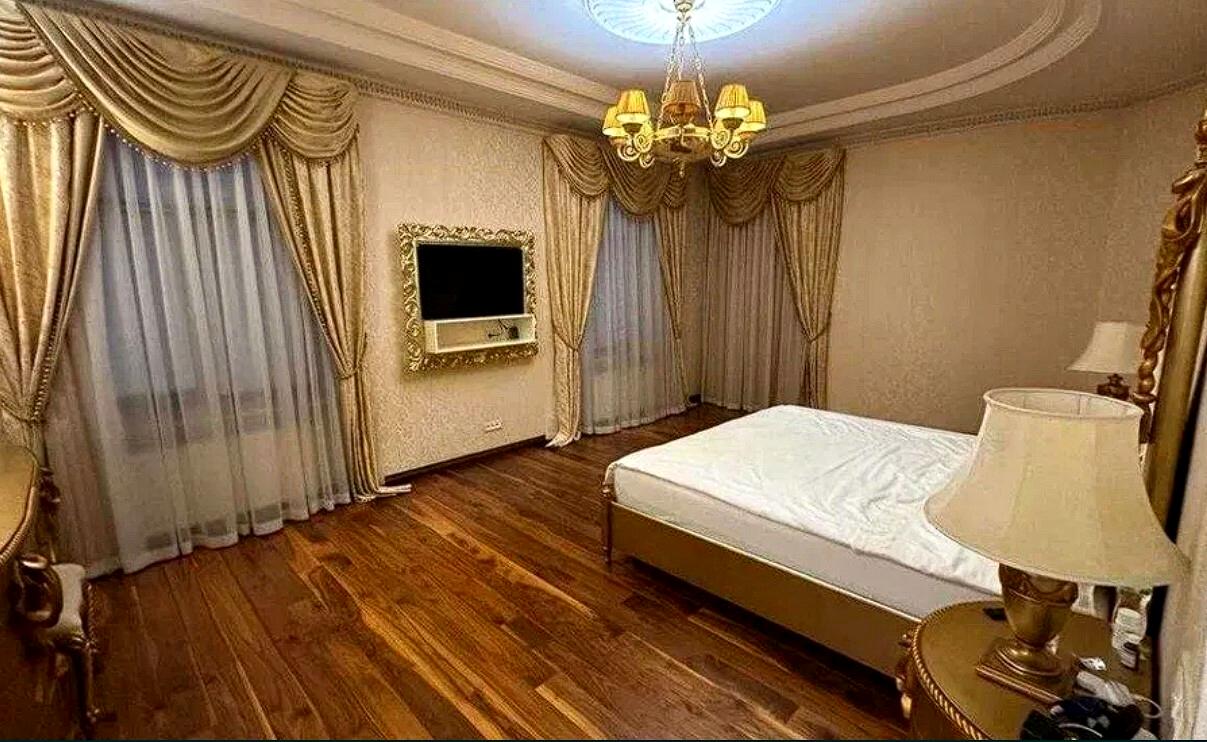 1835811804192149