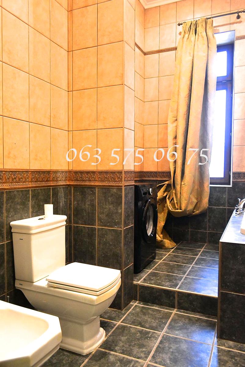 1597546008430156