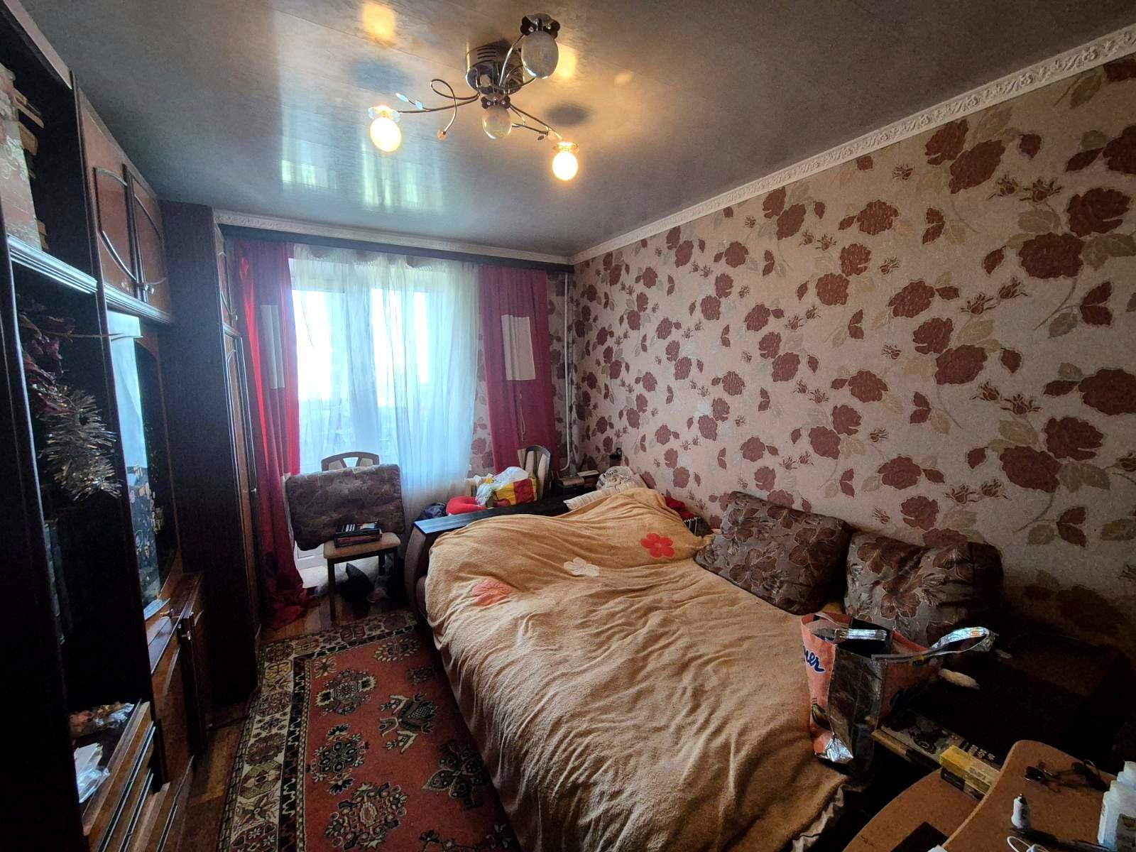 1834484172910156