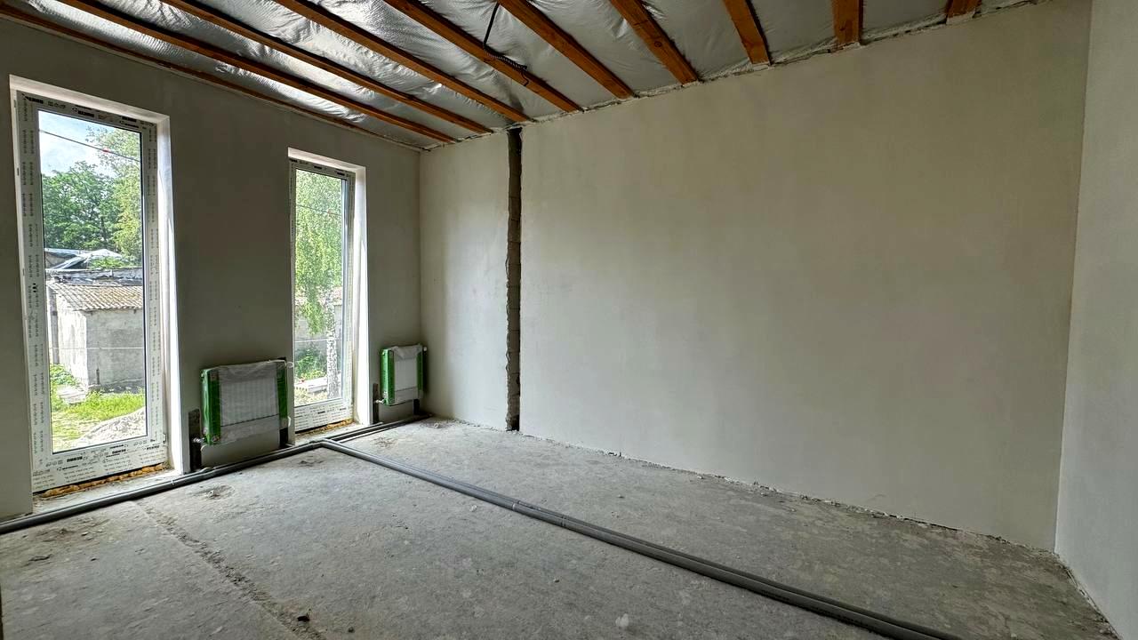 1838246218753158