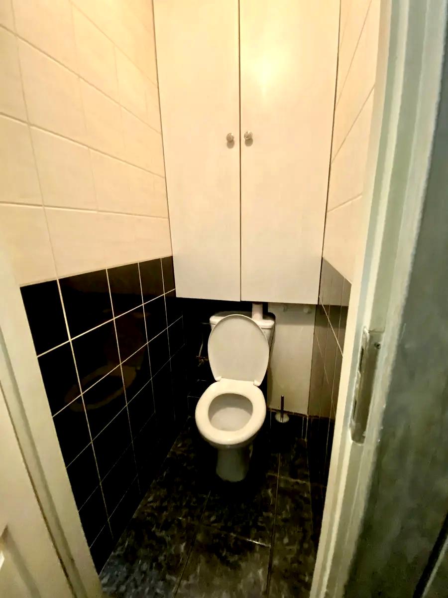 1844987980699160