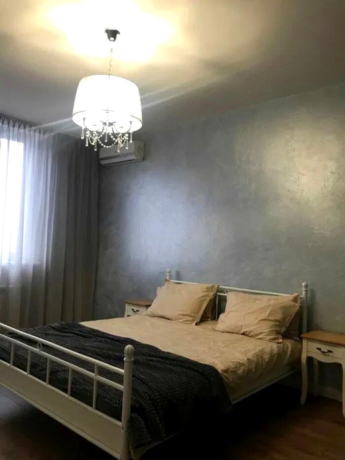 1800568095248017