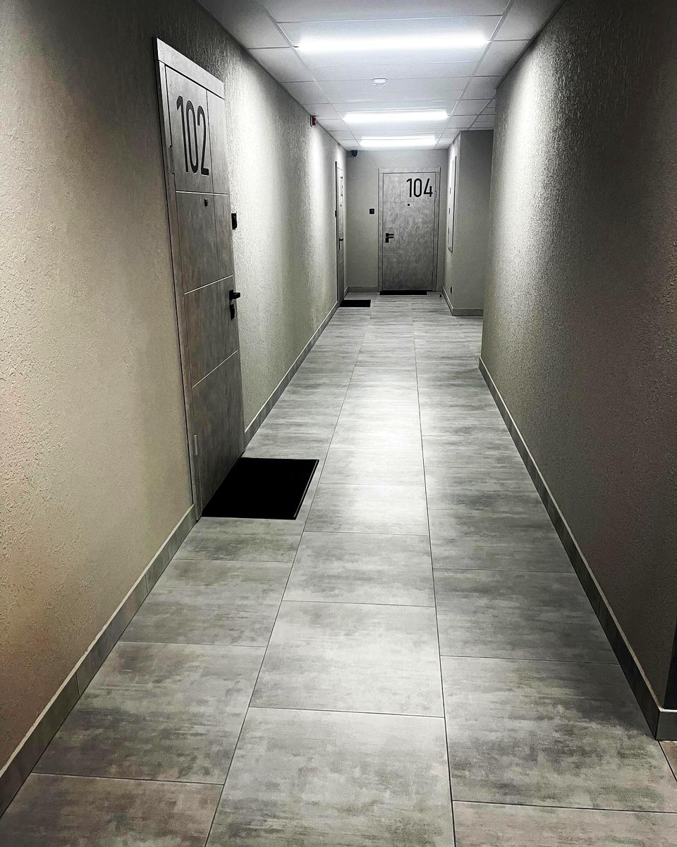 1826465228079018