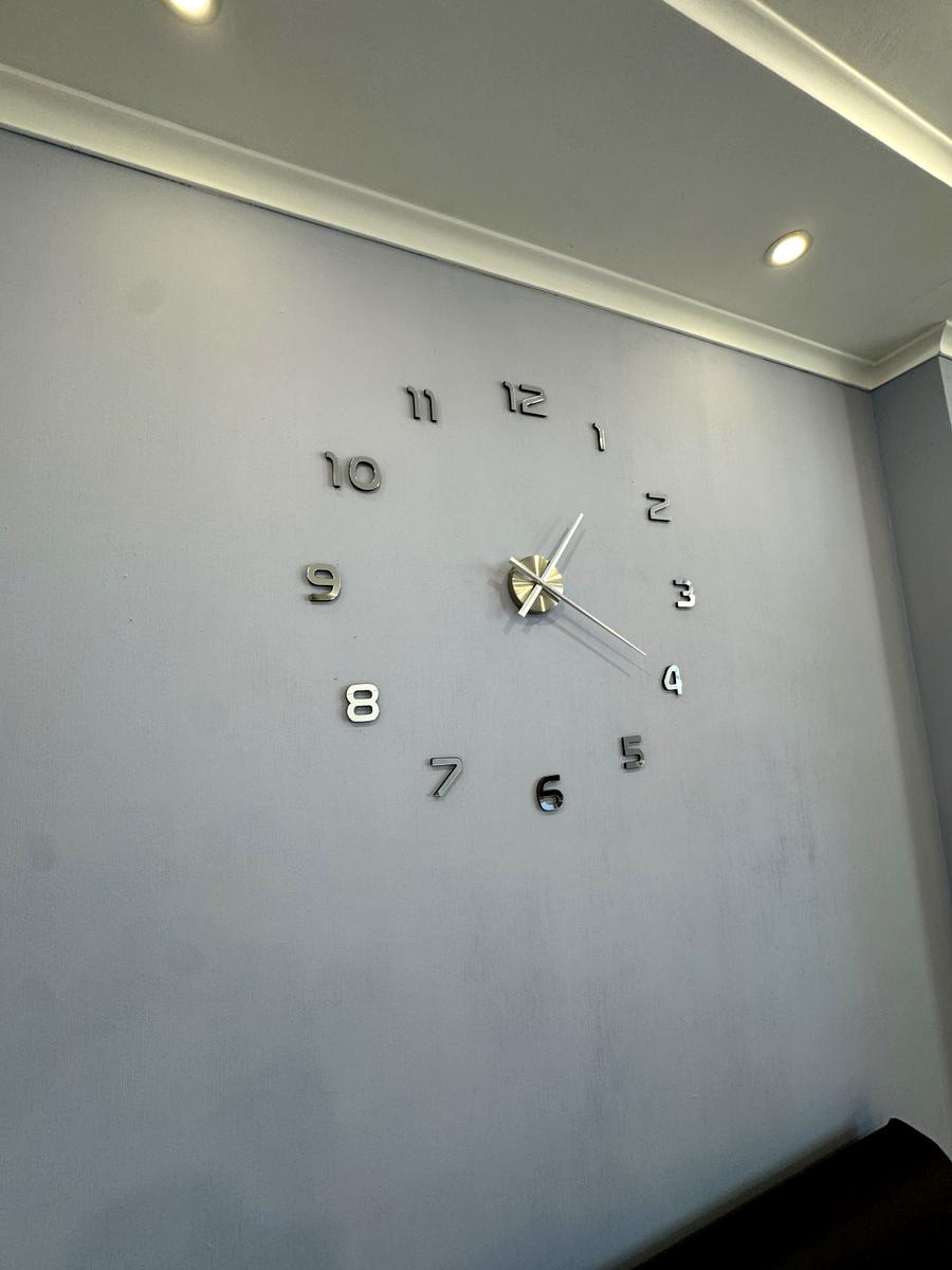1843516098076180
