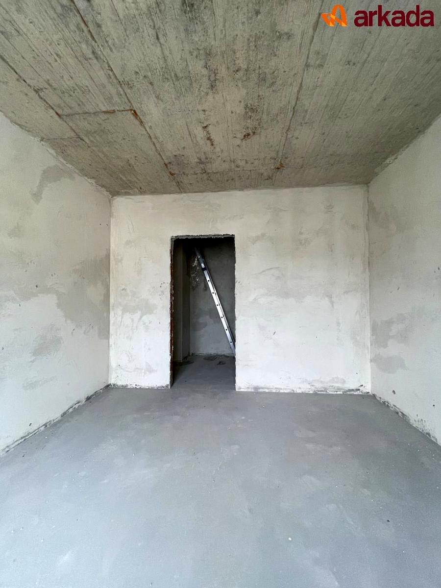1846855517793405