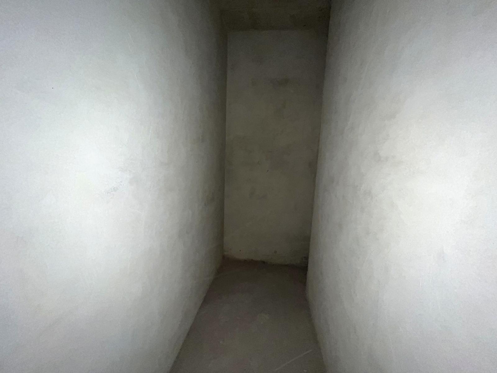 1846861342805573