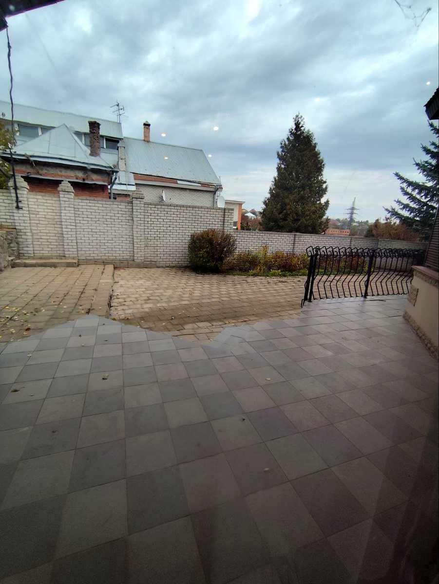 1846872557518244