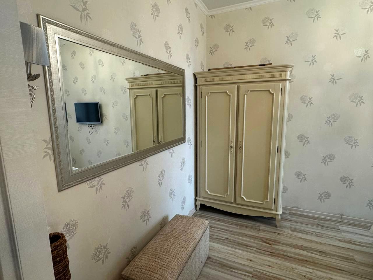 1846934584317047