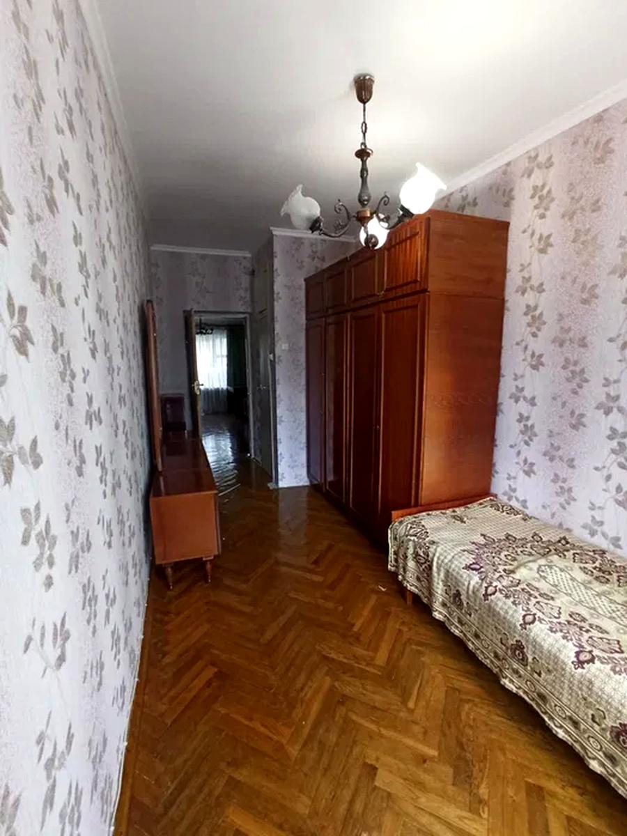 1846937324773554