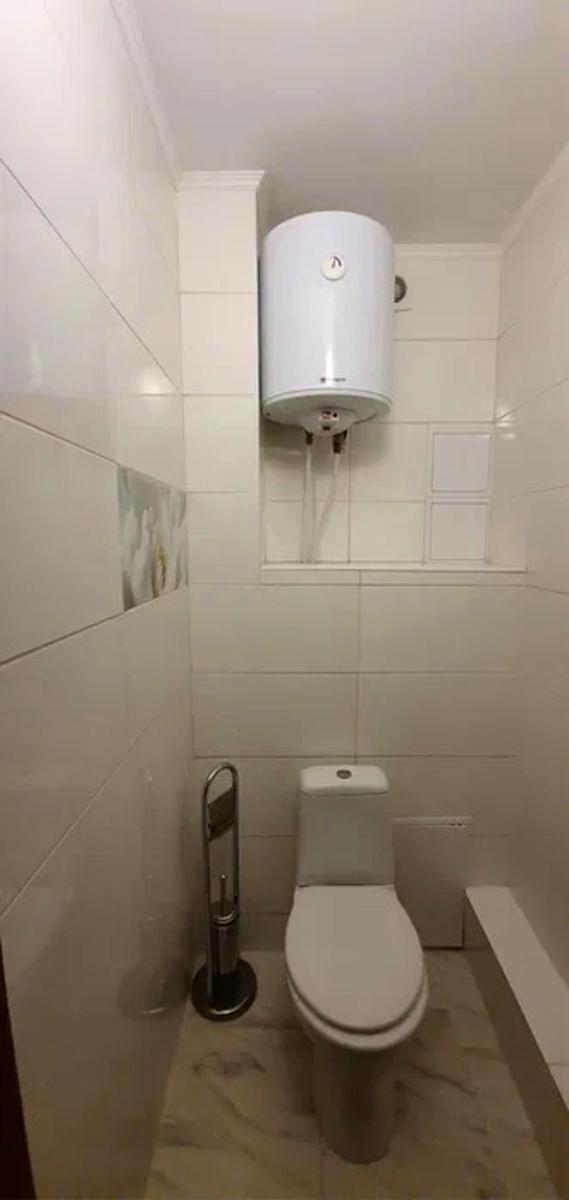 1847043765795710