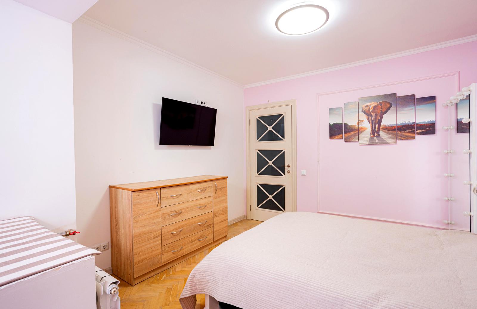1847424436371988