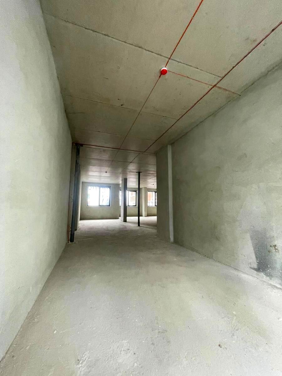 1848037866085372