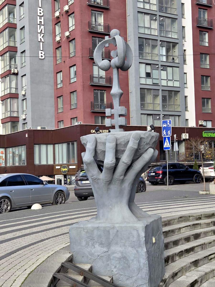1849061205746310