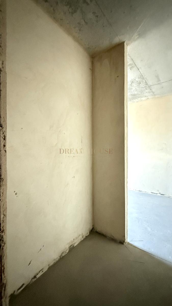 1849205576095412