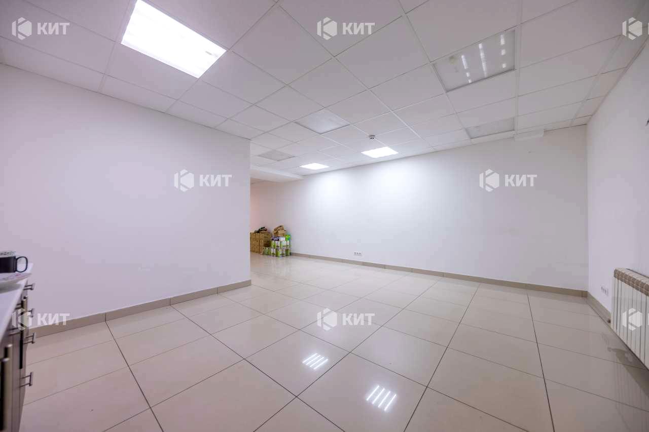 1826395431421185