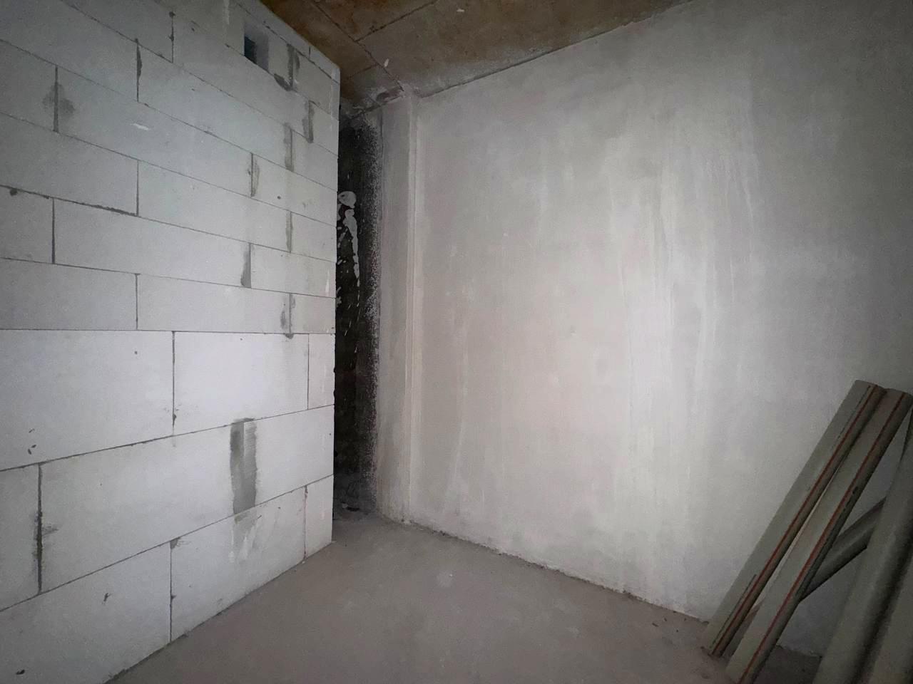 1850023244894256