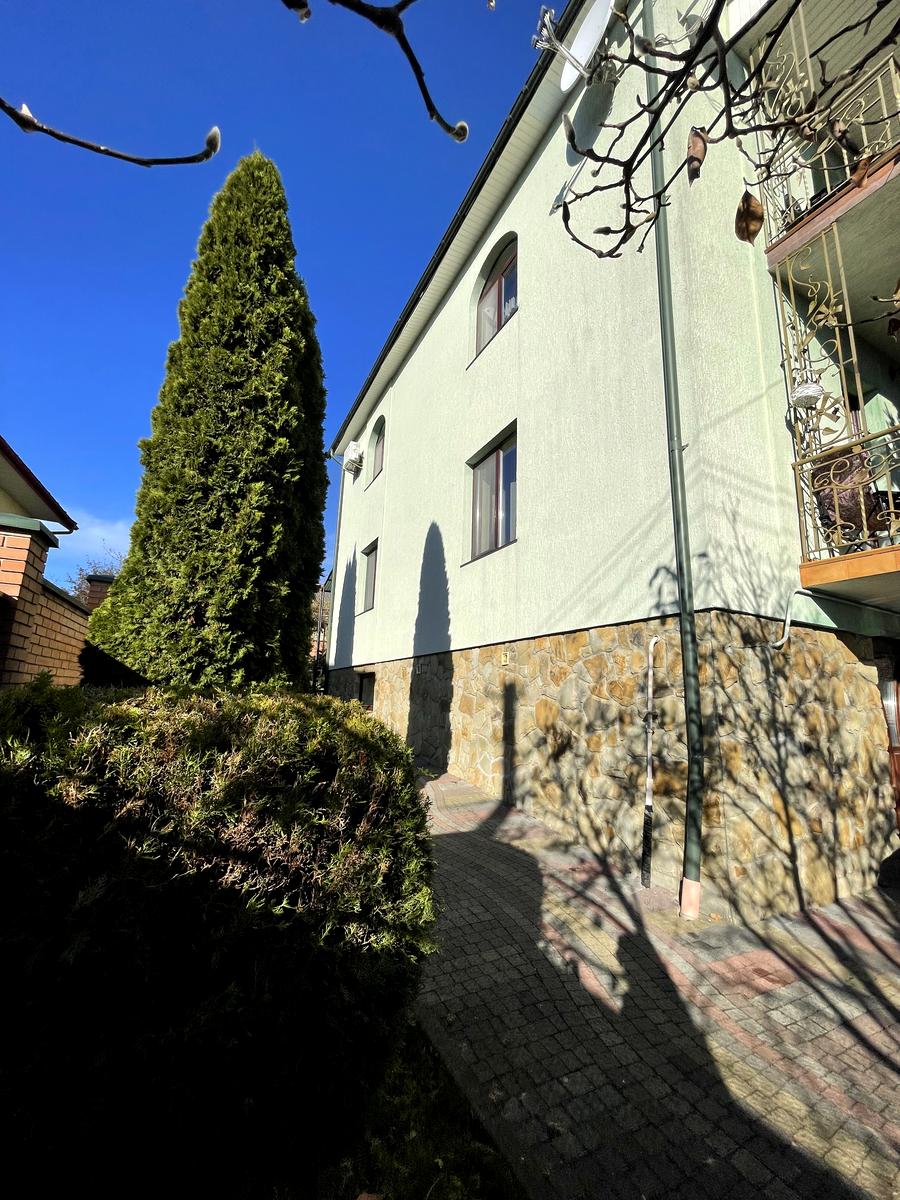 Дом по адресу ул. Салютная (площадь 290 м²) - Atlanta.ua - фото 3