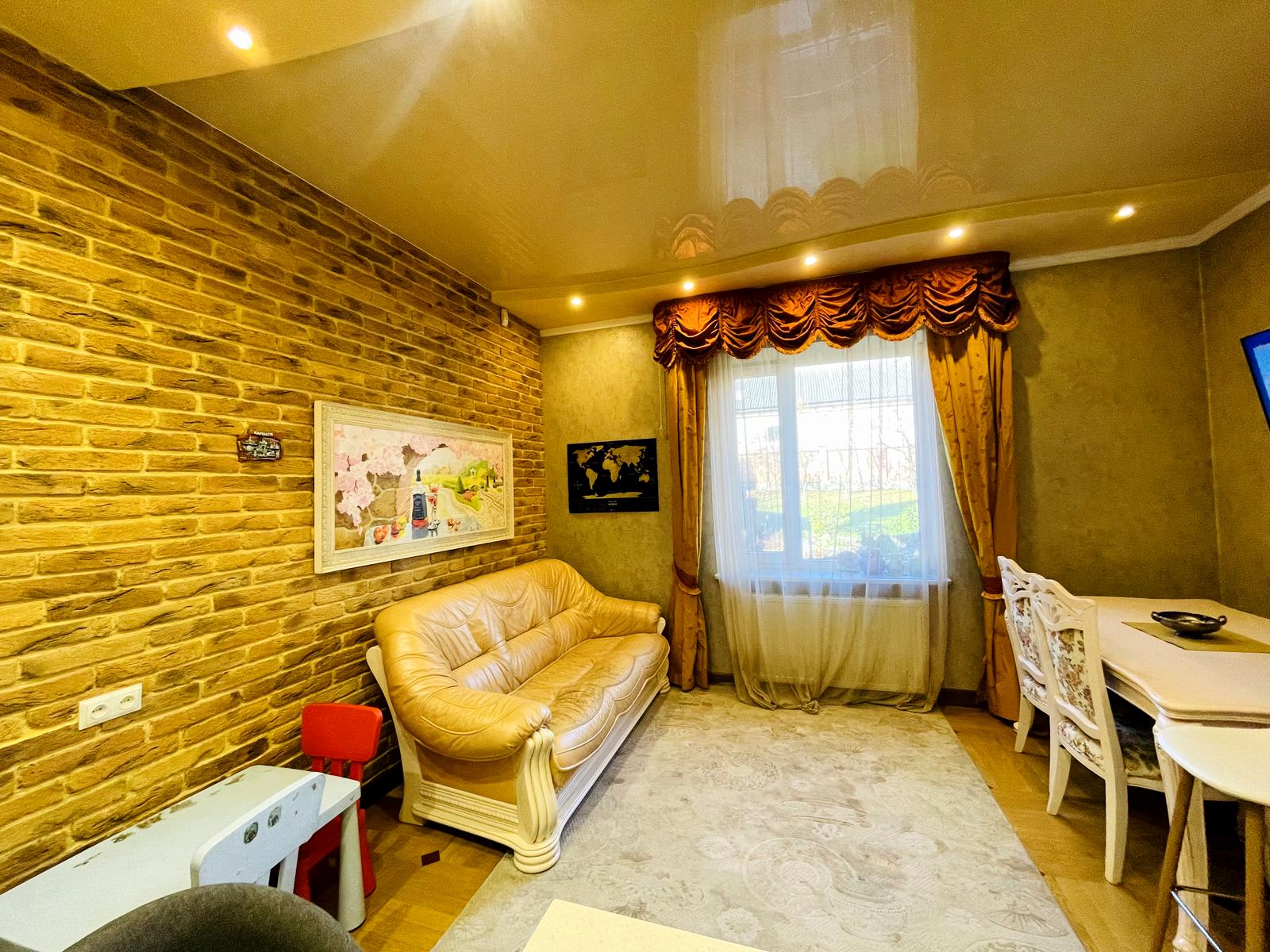 Дом по адресу ул. Салютная (площадь 290 м²) - Atlanta.ua - фото 10