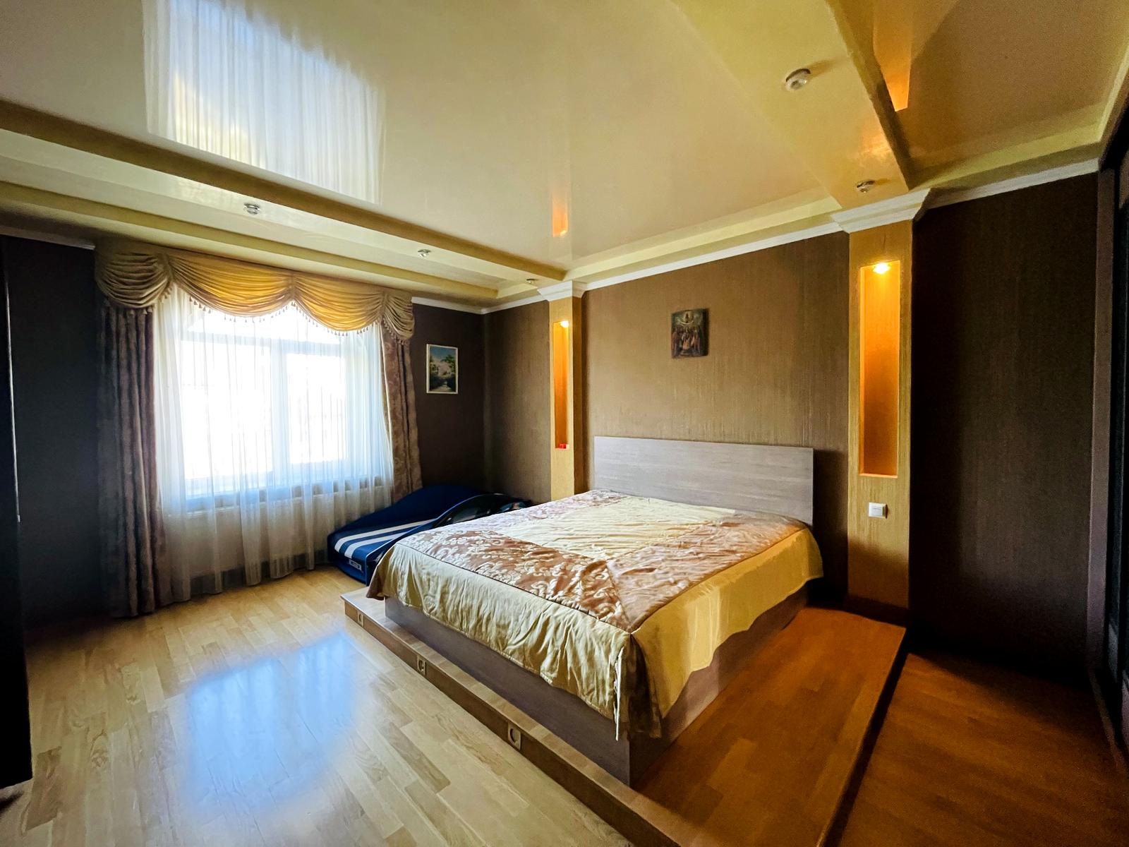 Дом по адресу ул. Салютная (площадь 290 м²) - Atlanta.ua - фото 18