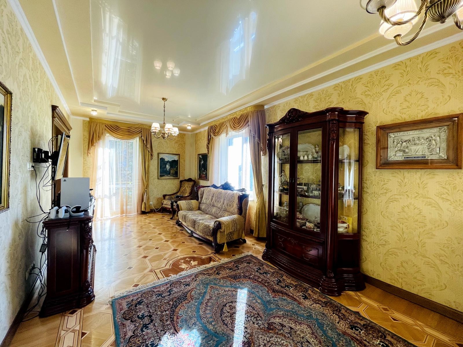 Дом по адресу ул. Салютная (площадь 290 м²) - Atlanta.ua - фото 20