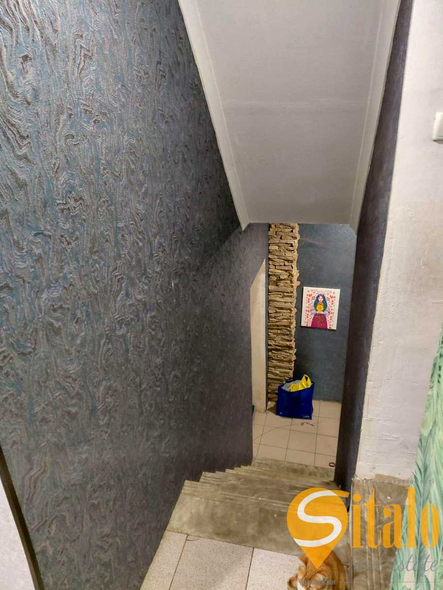 1850303049327824