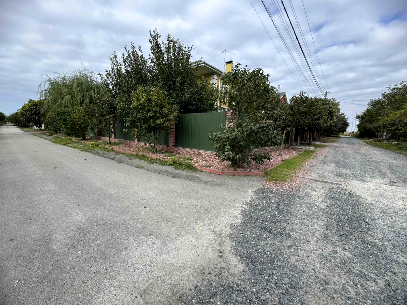 1850388527496431