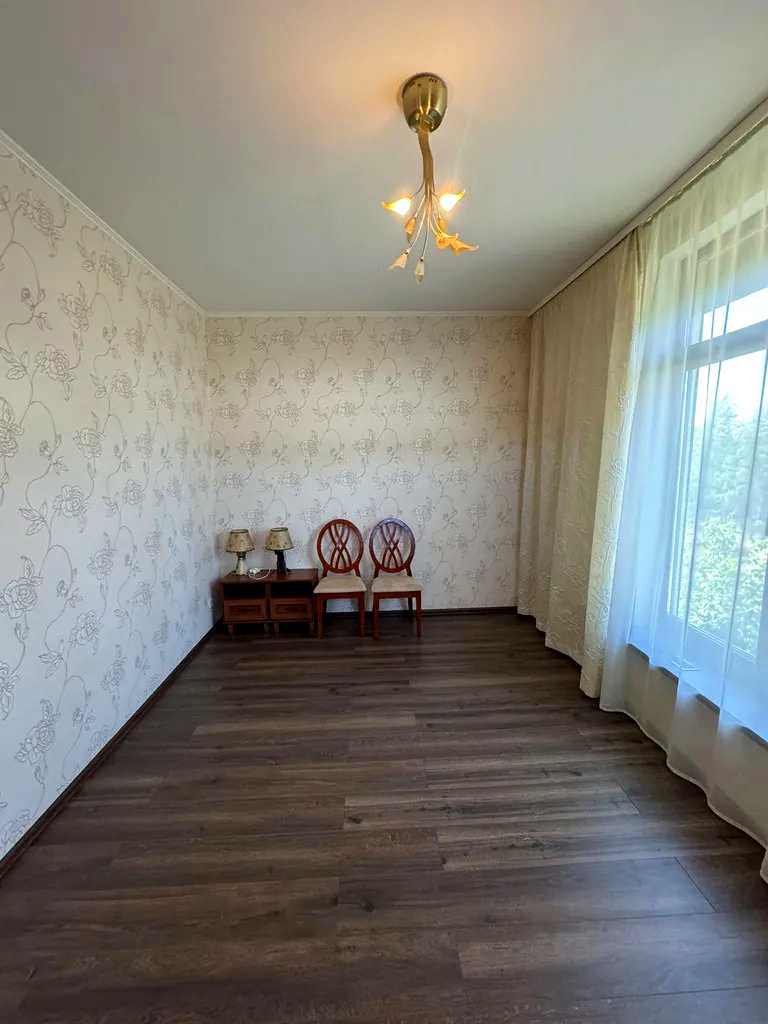 1850483962641349