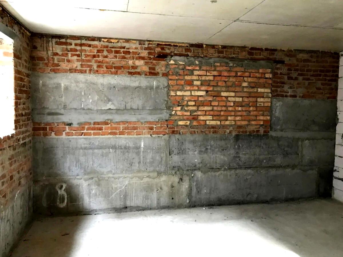 1850674838407813