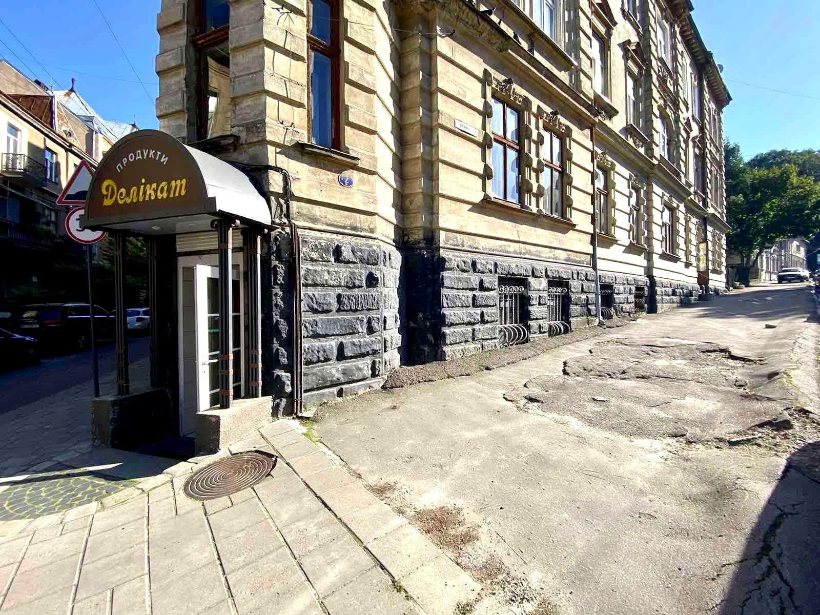 1850962013711920