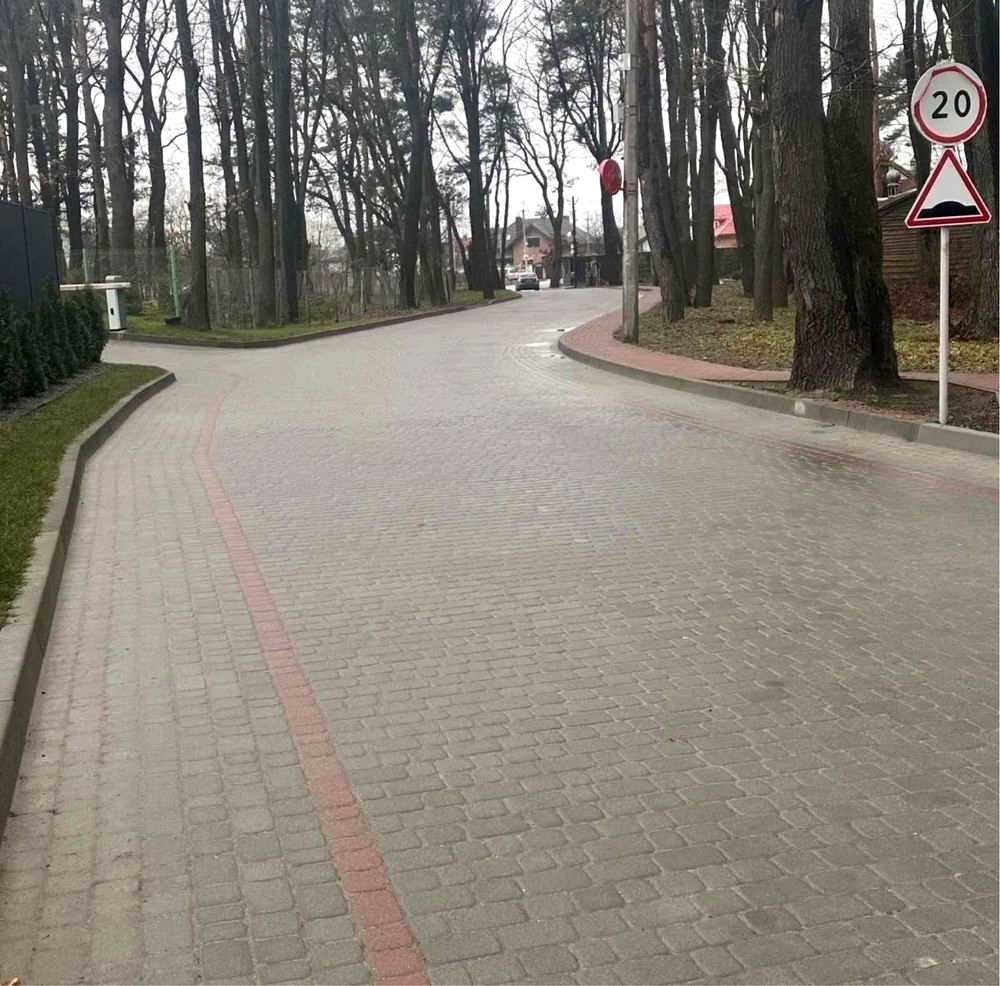 1851029172631051