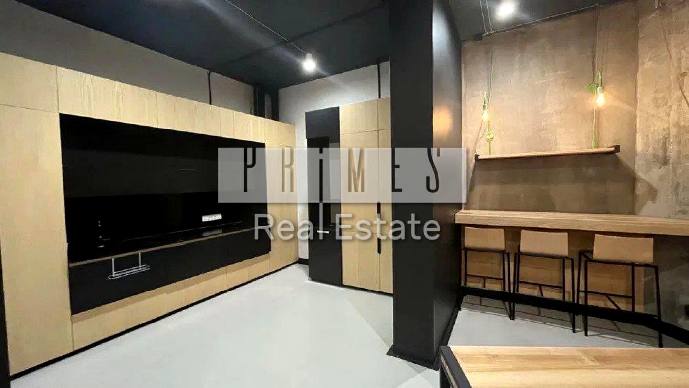 1851309877564648
