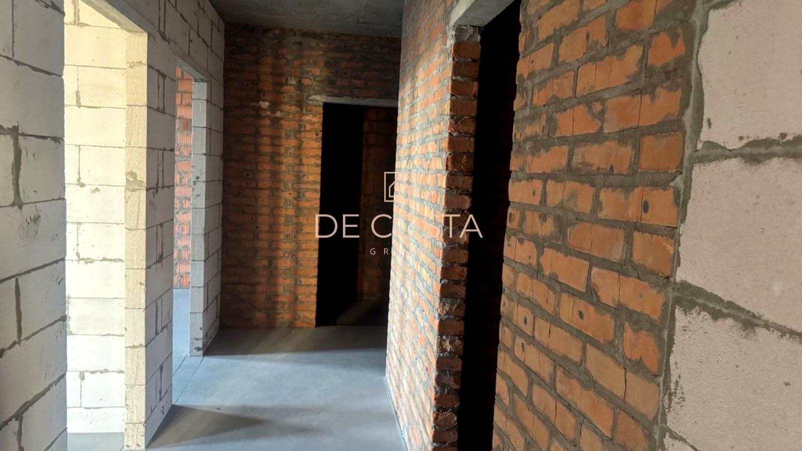1851583359482621
