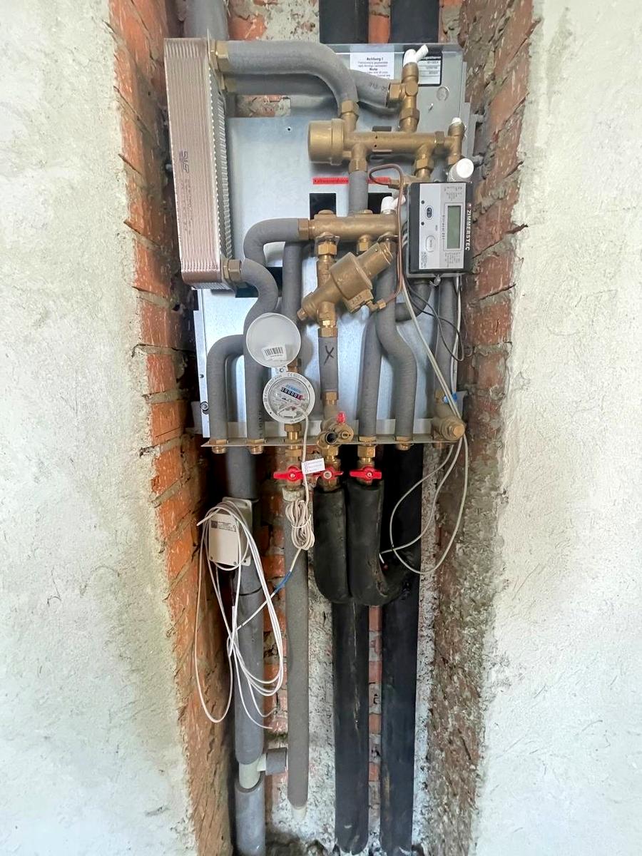 1828387069286188