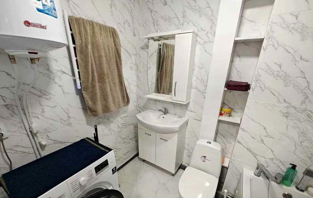 1843521584025192