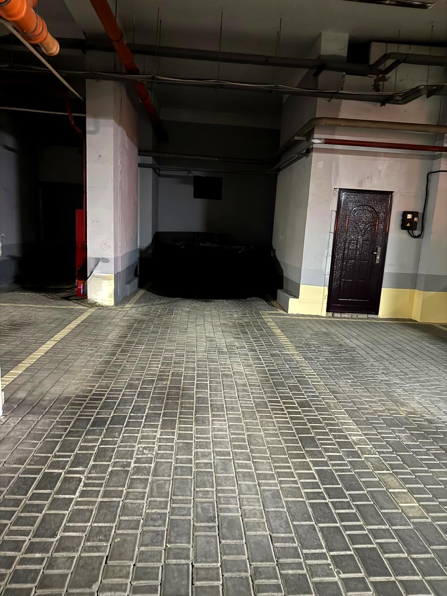 1843800495403192