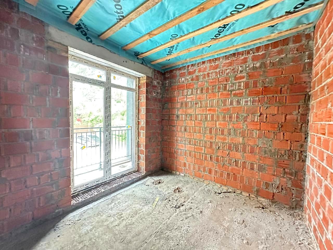 1835533558778195