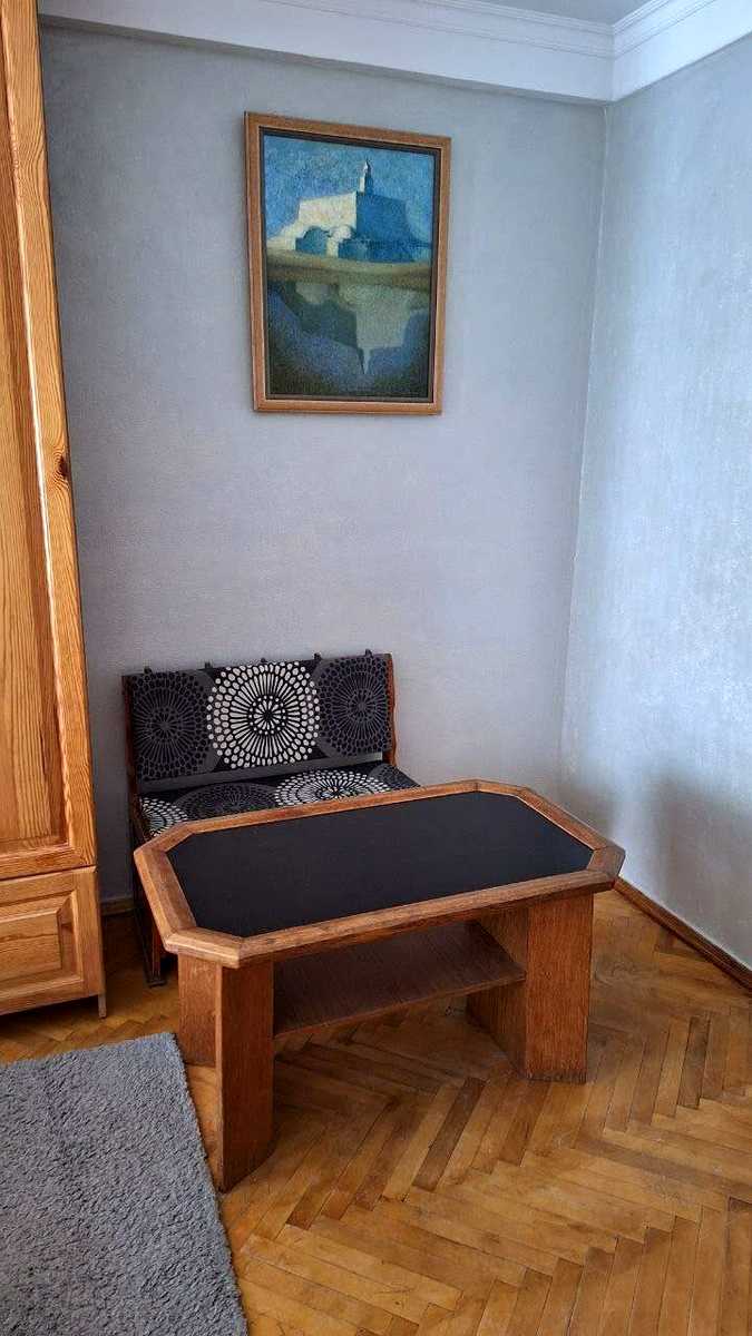 1836643401280195