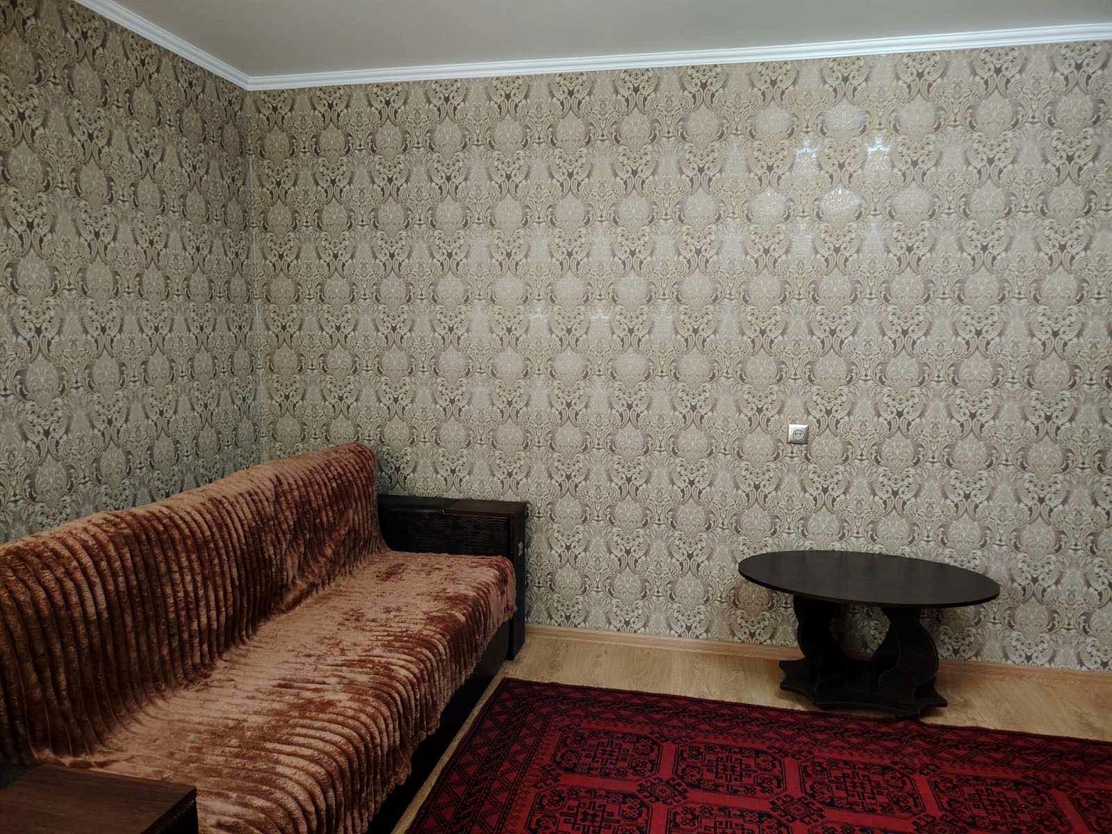 1817414672356199