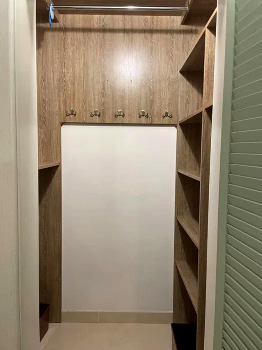 1845852518983200