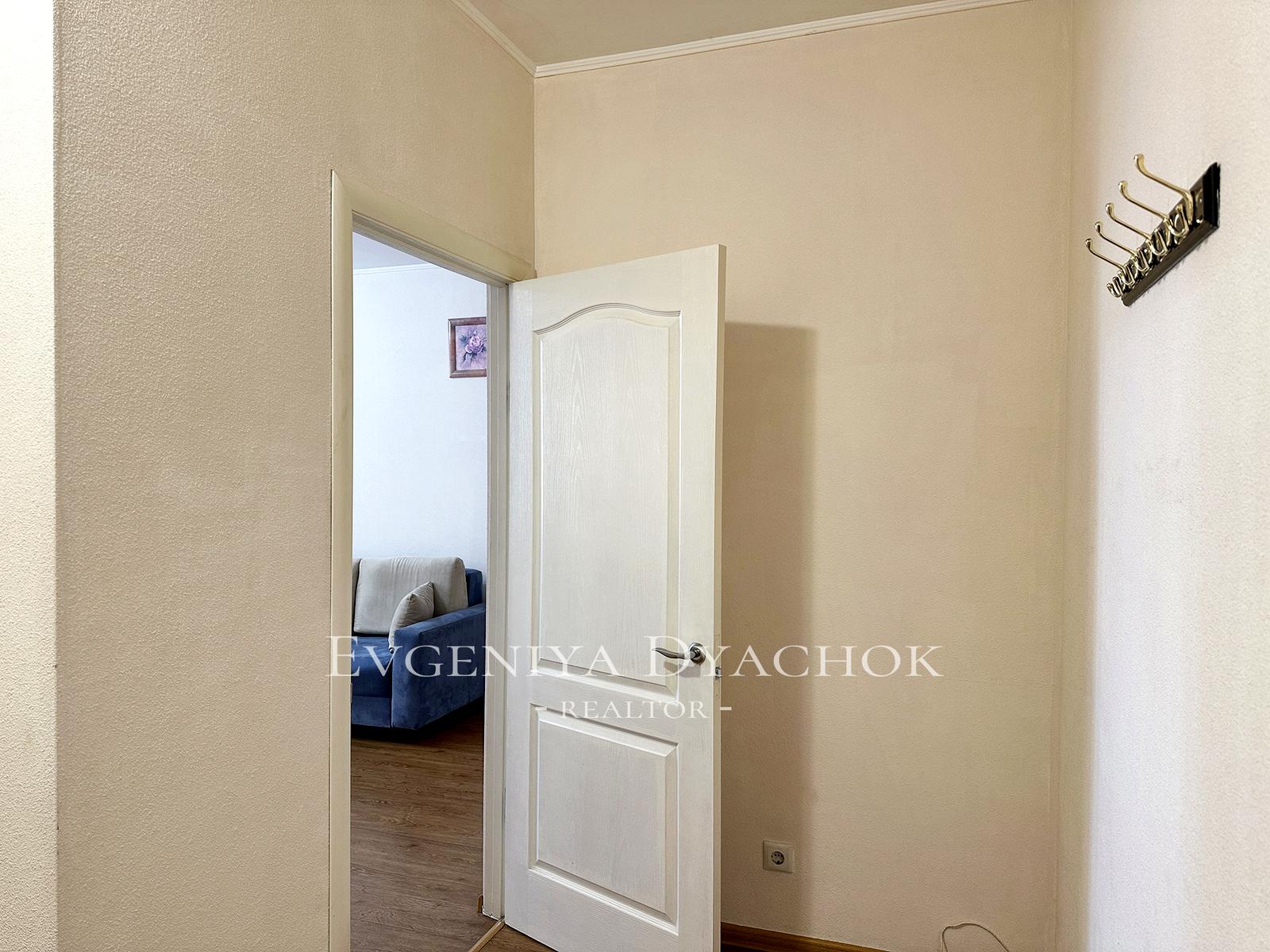 1845884215360205