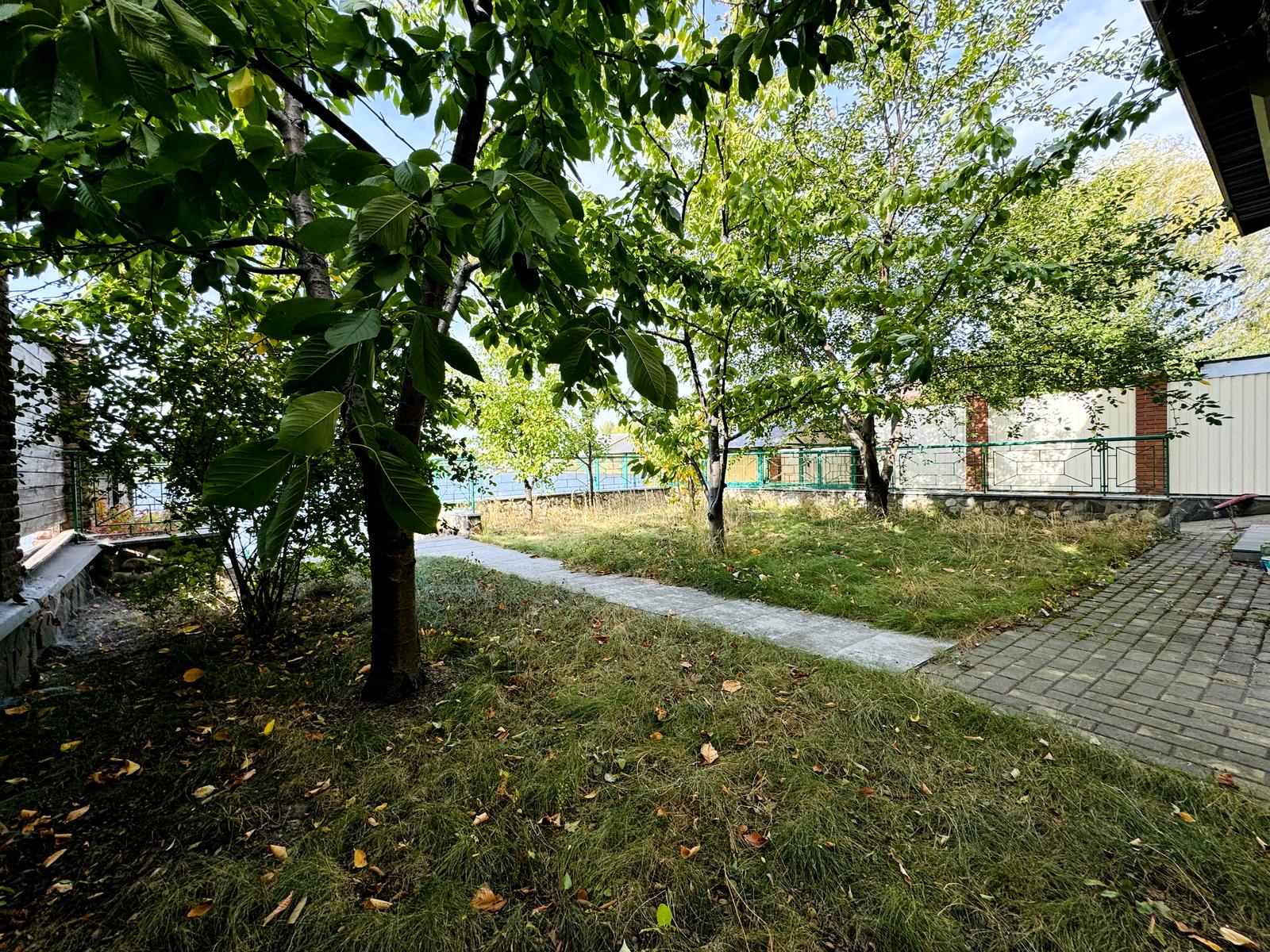 1812060331346209
