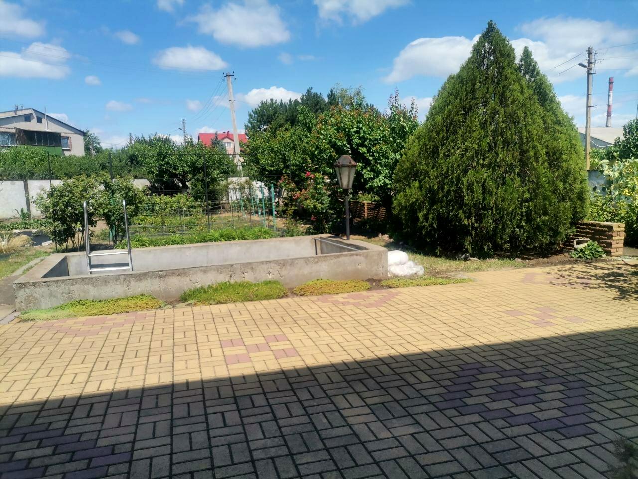 1837250038247210