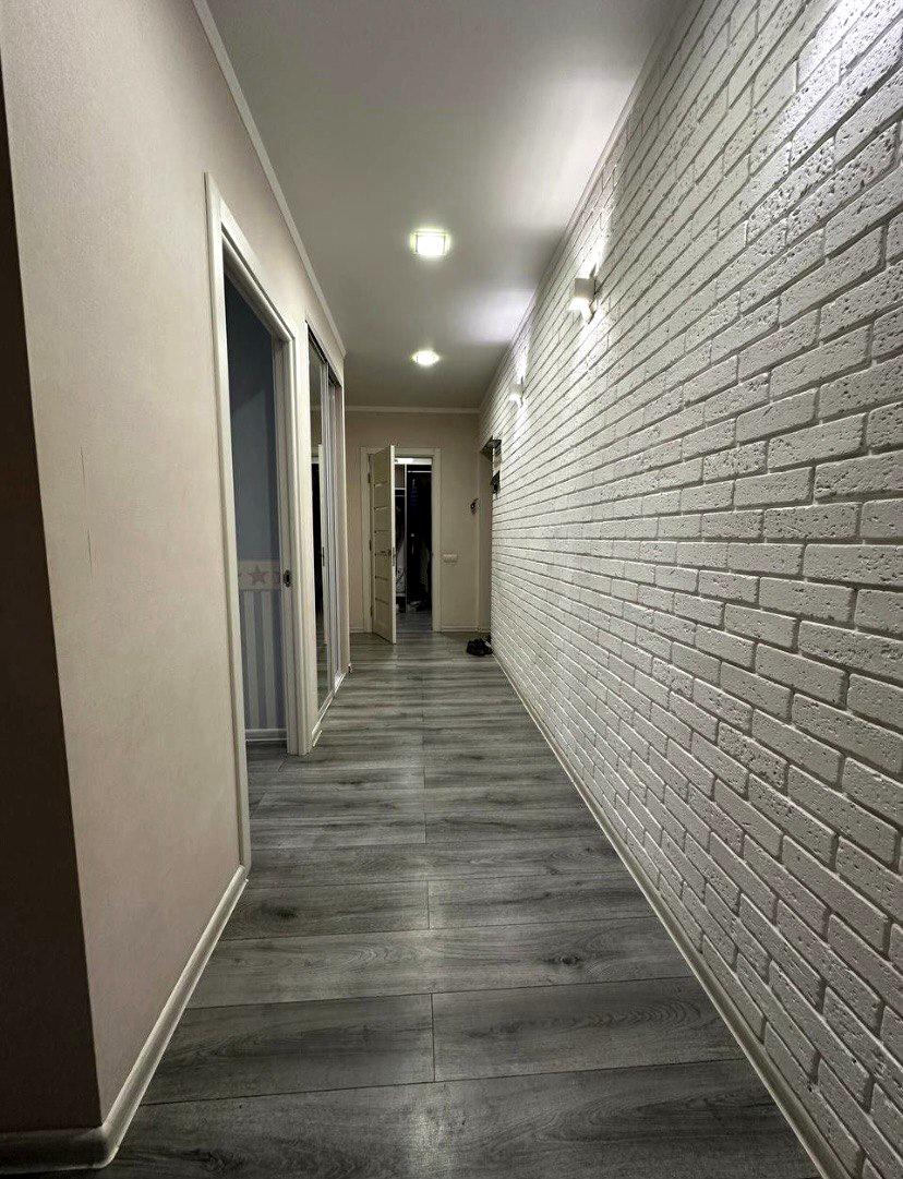 1843956196155214