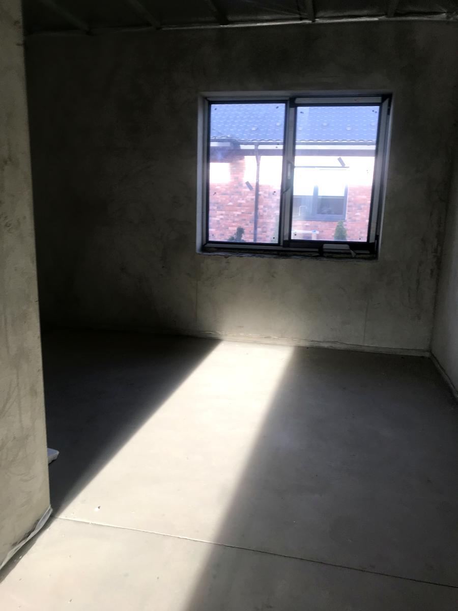 1816777750844215