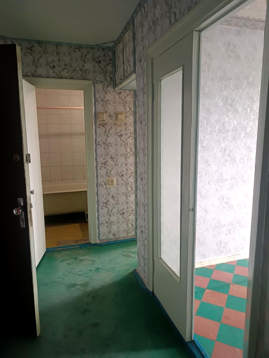 1837005657235217