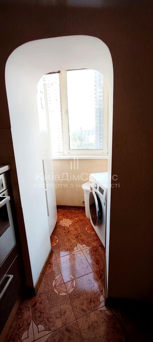 1843064543426218