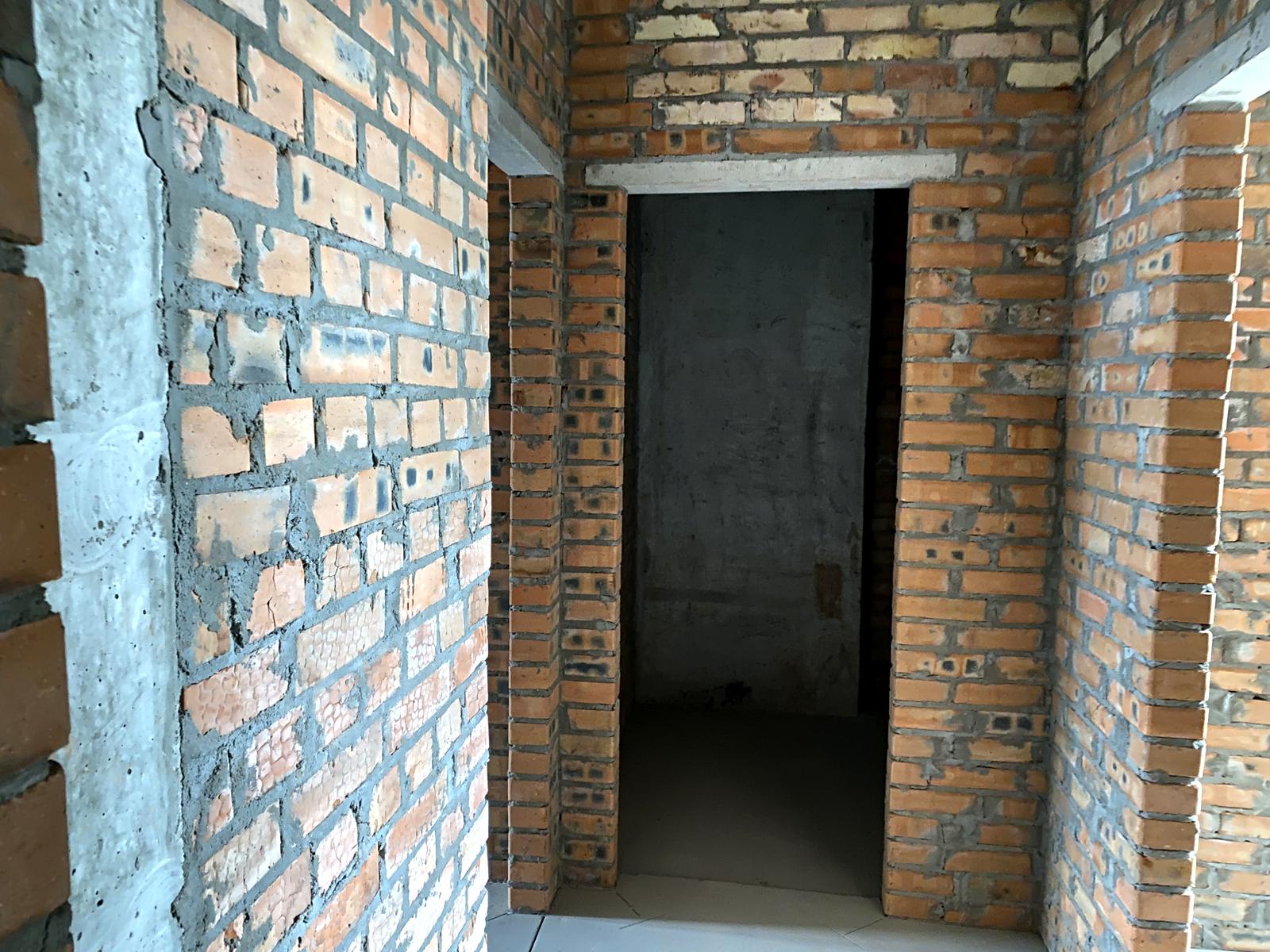 1796838558602219