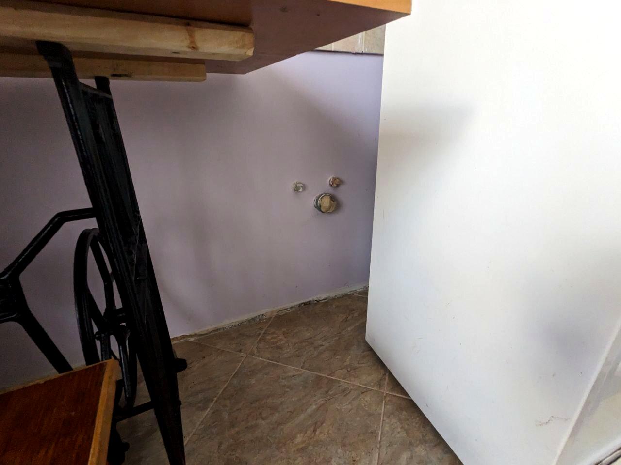 1841054774861219